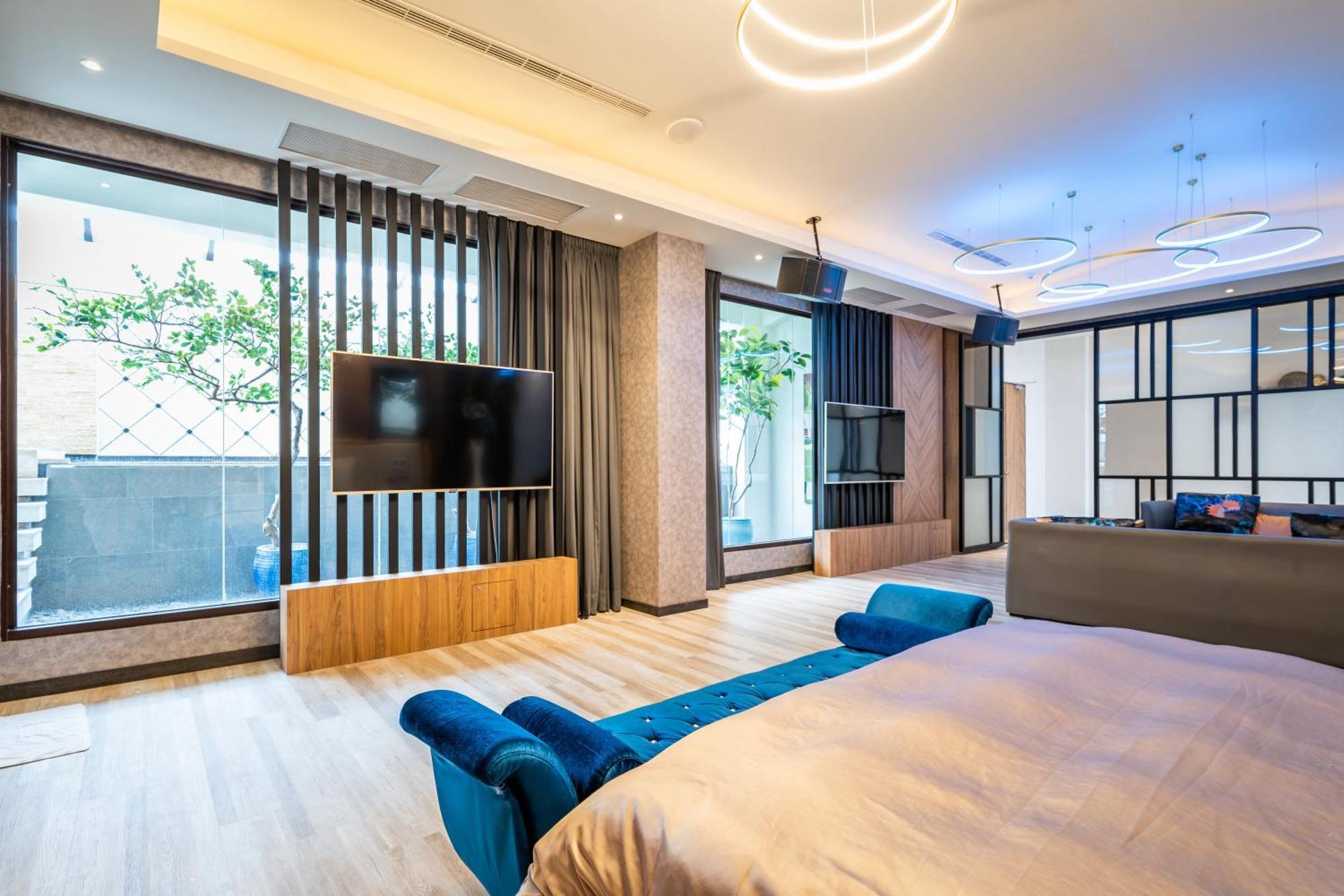 Aquarius Motel Taichung Esterno foto