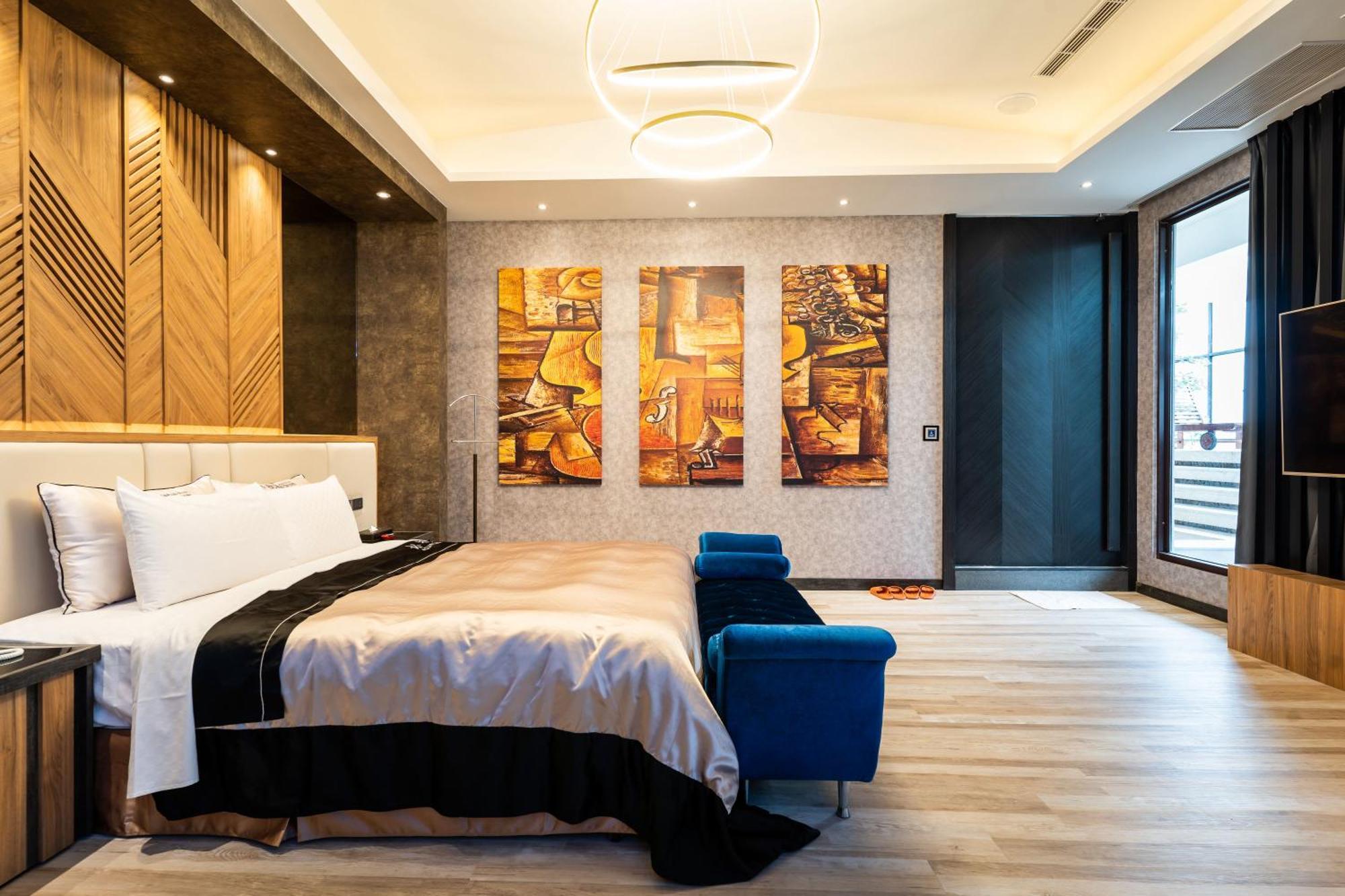 Aquarius Motel Taichung Esterno foto