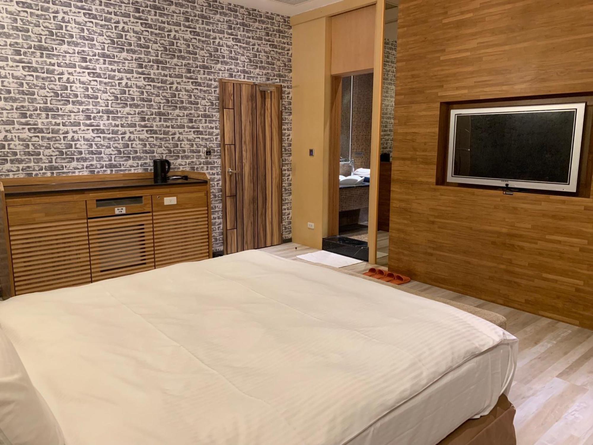 Aquarius Motel Taichung Esterno foto
