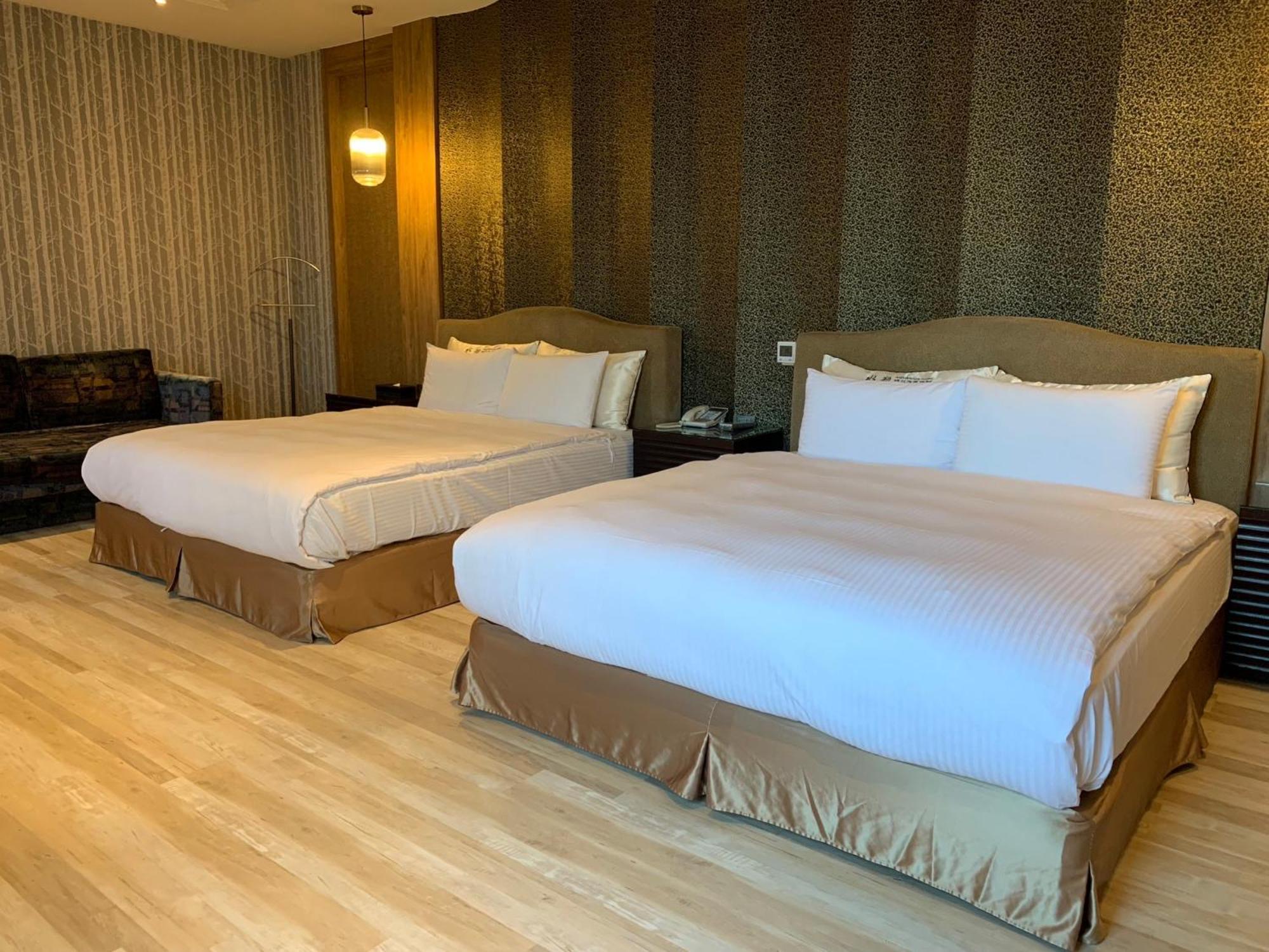 Aquarius Motel Taichung Esterno foto